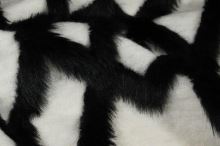 Kabátovina bílá, černý kožešinový vzor š.150