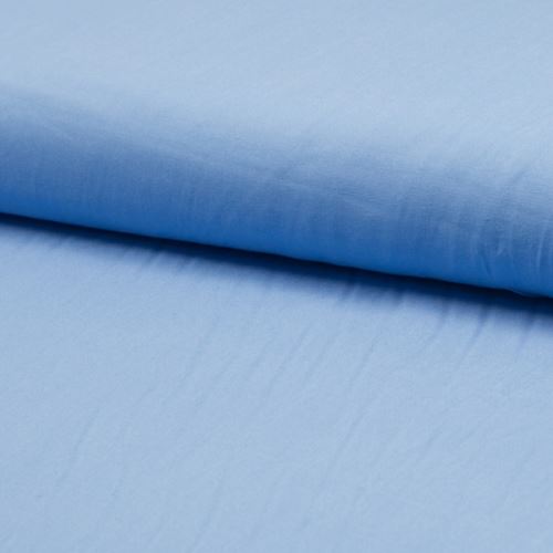 Košilovina bledě modrá, š.135