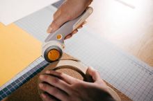 Řezací kolečko Fiskars Titanium 1066041, průměr 45 mm (4)
