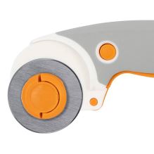 Řezací kolečko Fiskars Titanium 1066041, průměr 45 mm (1)