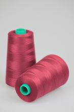 Nit KORALLI polyesterová 120, 5000Y, odstín 2680, červená-fialová