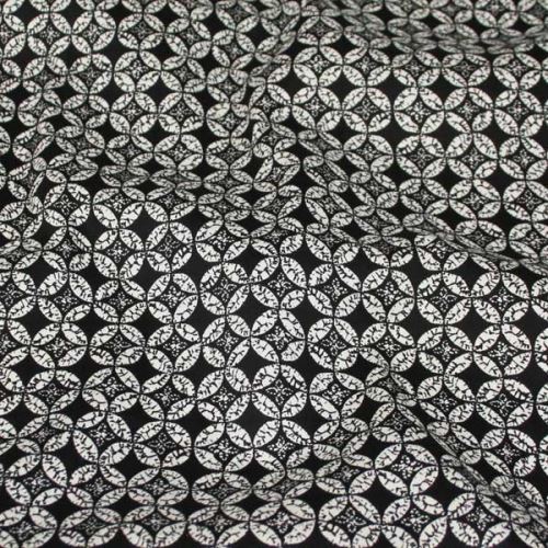 Bavlna čierno-biely geometrický vzor, š.145