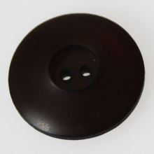 Gombík hnedý K36-5, priemer 23 mm.