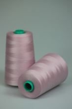 Nit KORALLI polyesterová 120, 5000Y, odstín 4520, fialová-růžová