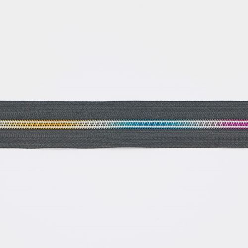 Zip metrážový špirálový, šírka 5 mm sivý s dúhovými zúbkami