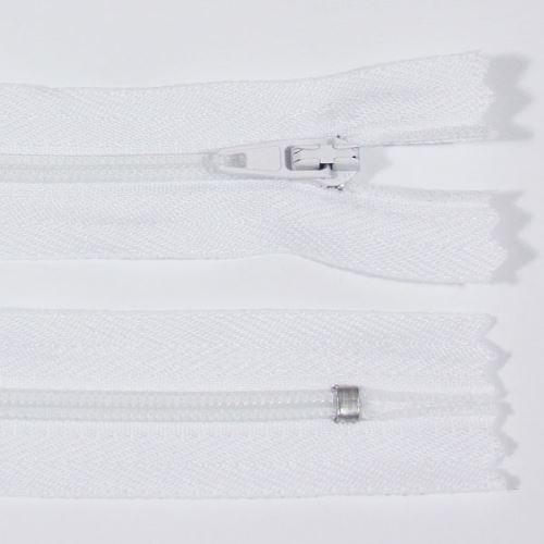 Zips špirálový 3mm dĺžka 18cm, farba 101