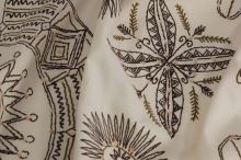 Košilovina krémová, hnědý vzor š.150