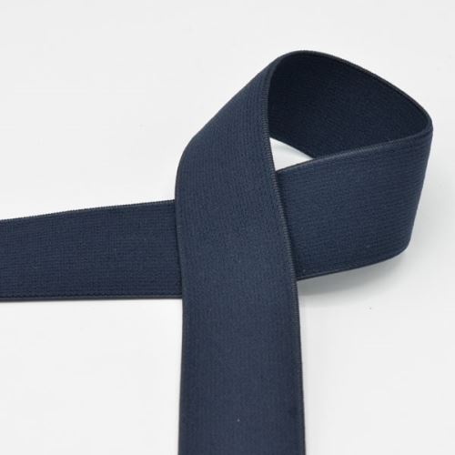Guma tmavo modrá, š.30mm
