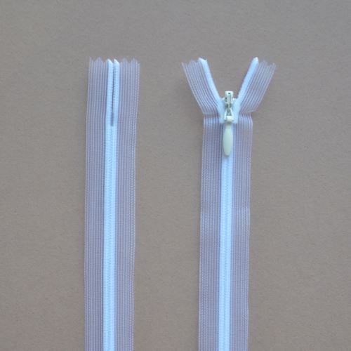 Zip transparentní skrytý, délka 55cm, bílý