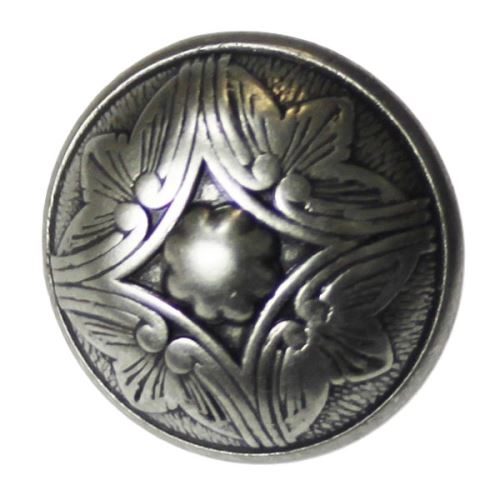 Gombík strieborný kvet K28-7, priemer 18 mm.