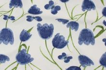 Bavlna biela, modré tulipány a motýle, š.140