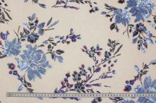 Vyšívaný tyl tělový, světle modrý flitrový květ, š.130/145