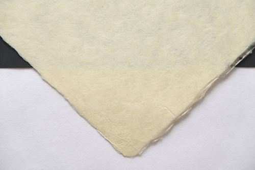 Japonský ruční papír TORINOKO Y, 57x77cm