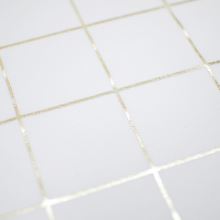 Šatovka N6722 biela, zlaté káro, š.145