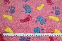 Fleece růžový, barevné stopy, š.150